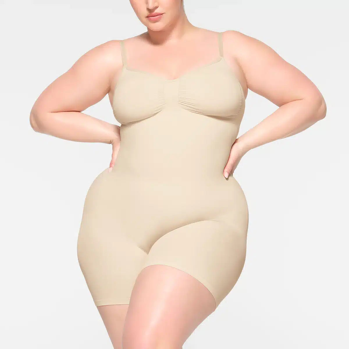 ULTRA-SCULPTING SHORT BODYSUIT